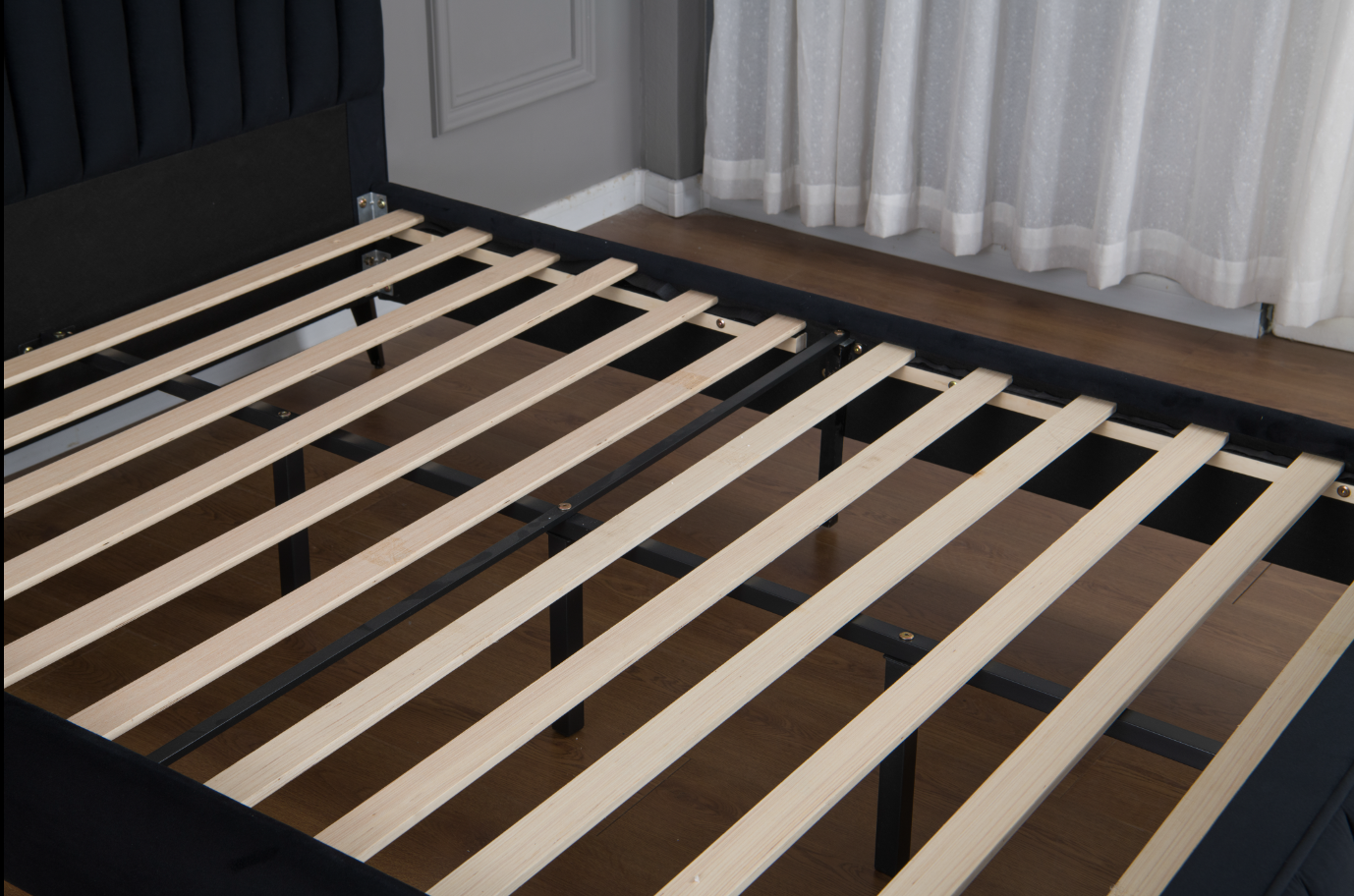 4647 Vivi Enchanted Velvet Bed Frame