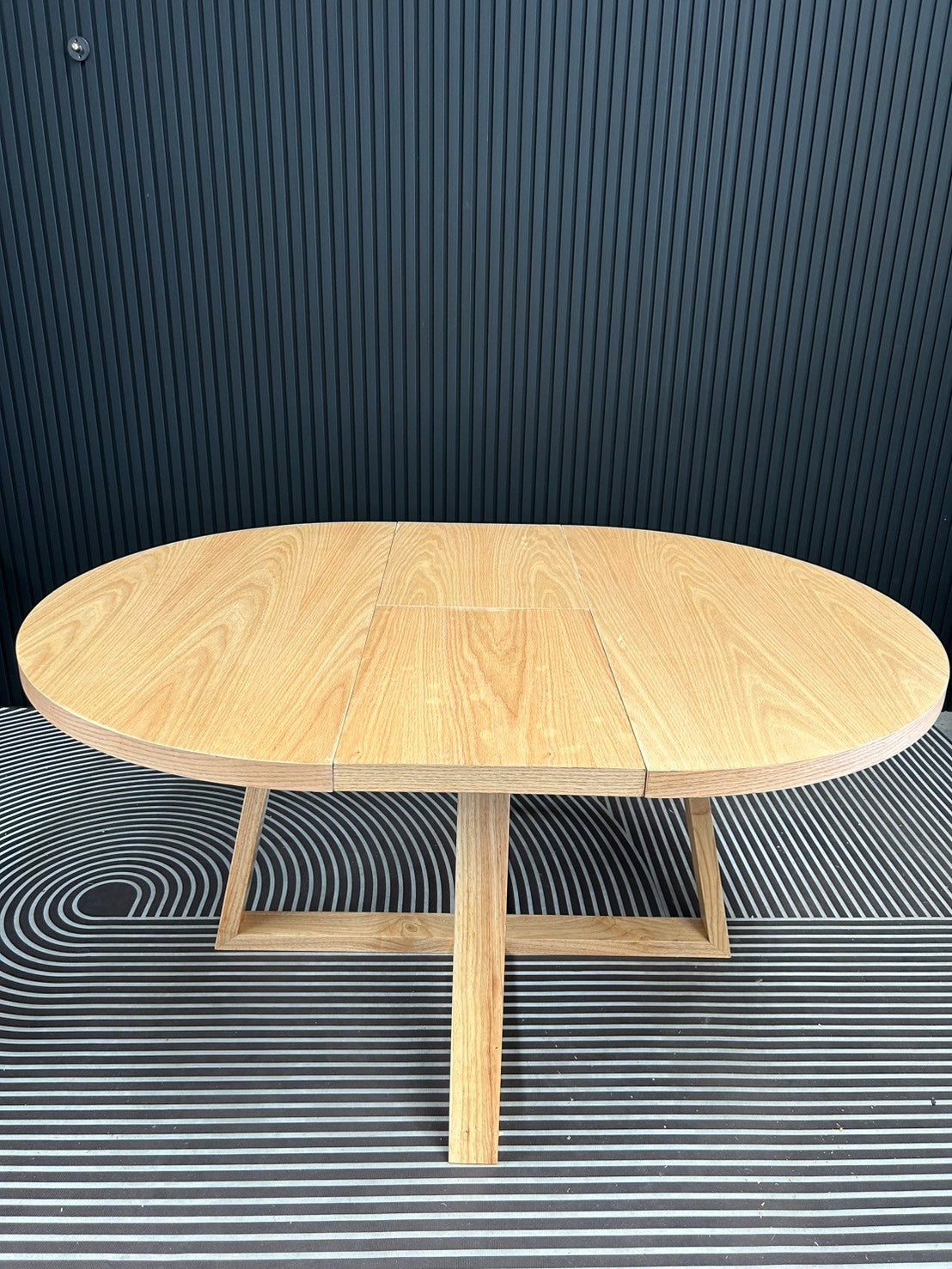 PRE-ORDER Modern OAK Natural Extendable Round Dining Table 120-160cm