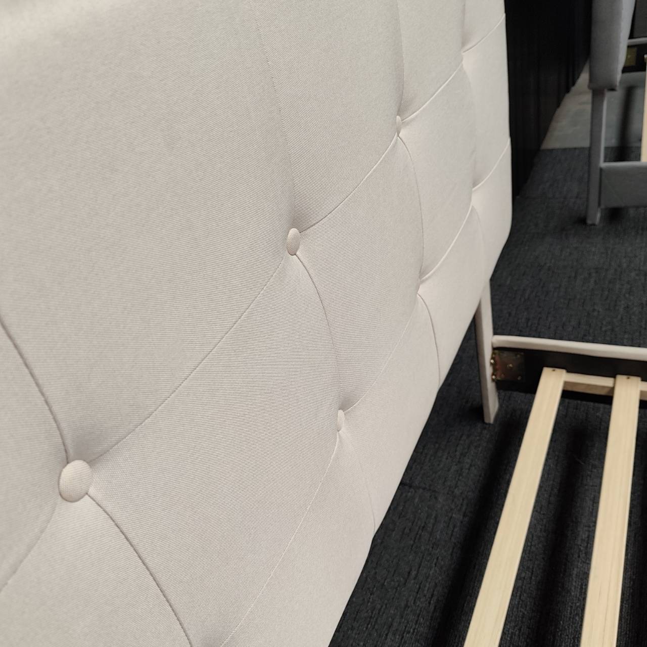 Queen size Mid-Century button Linen beige Bedframe