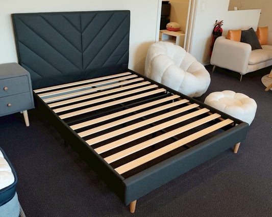 Leavy Forest Black Bedframe