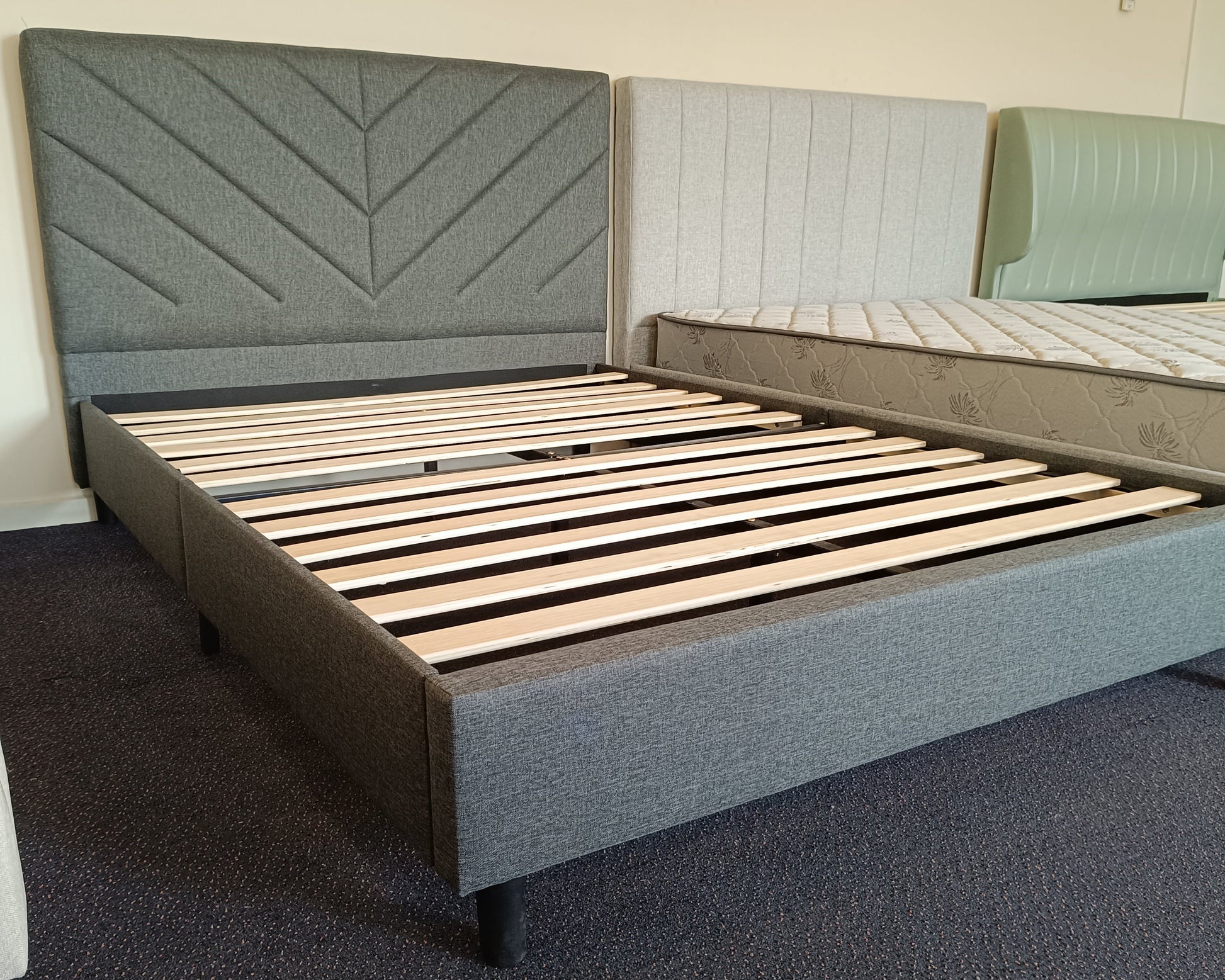 Leavy Midnight Linen Bedframe - OliOli Store