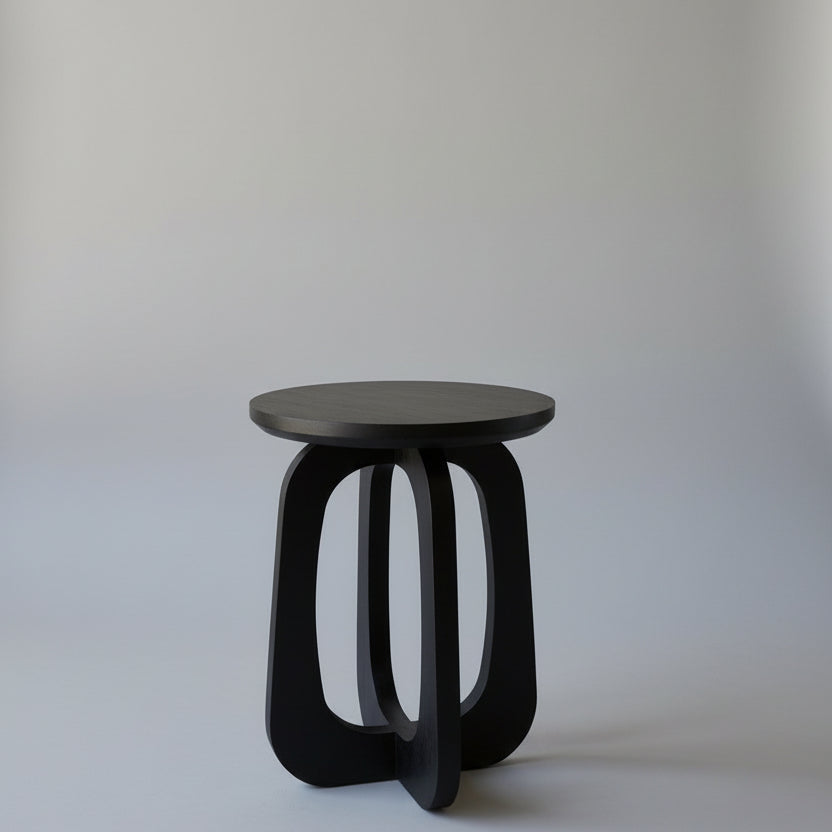 Nero Loop Side Table