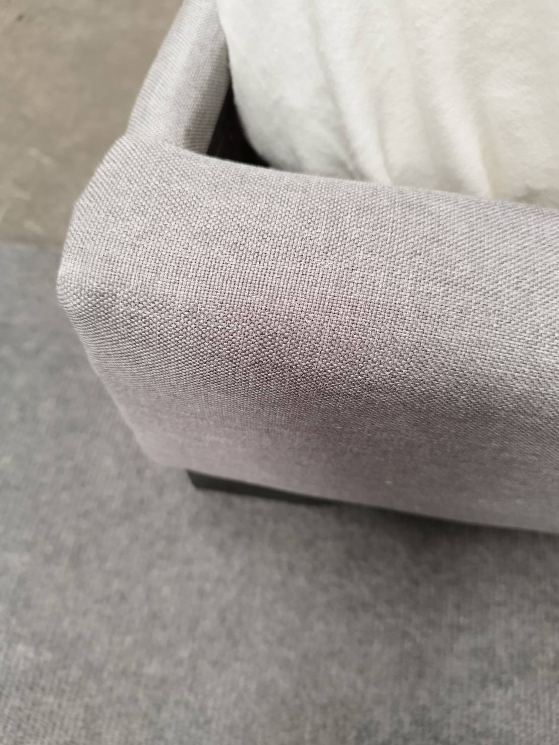 Queen size Mid-Century Linen Grey Bedframe adjustable bed Head