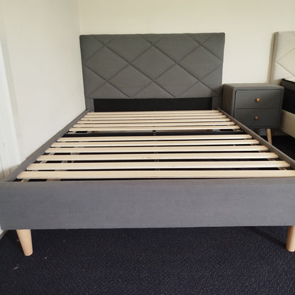 Dimond Shine Corduroy bedframe-Grey