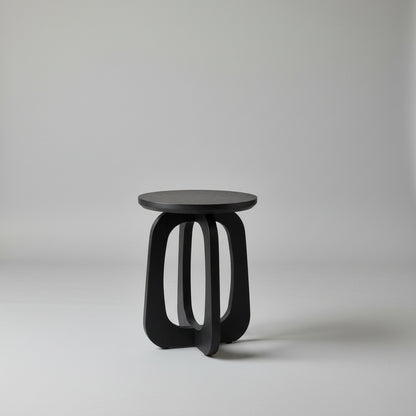 Nero Loop Side Table